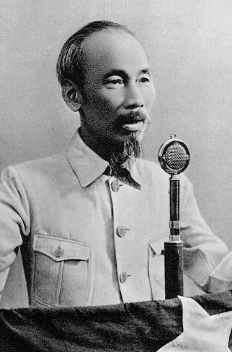 Bài 2: Phản bác quan điểm “Hồ Chí Minh không phải là nhà tư tưởng, không có  tư tưởng Hồ Chí Minh”