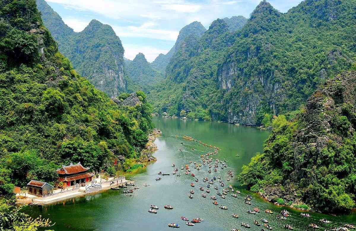 Đi Tràng An Ninh Bình nên đi tuyến nào đẹp nhất? Tổng hợp kinh nghiệm chi  tiết