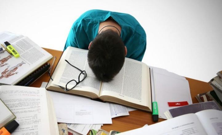 Áp lực thi cử, gia tăng học sinh stress, rối loạn tâm lý