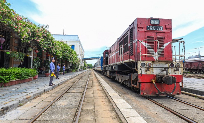 BÀI 20: GIAO THÔNG VẬN TẢI VÀ BƯU CHÍNH VIỄN THÔNG