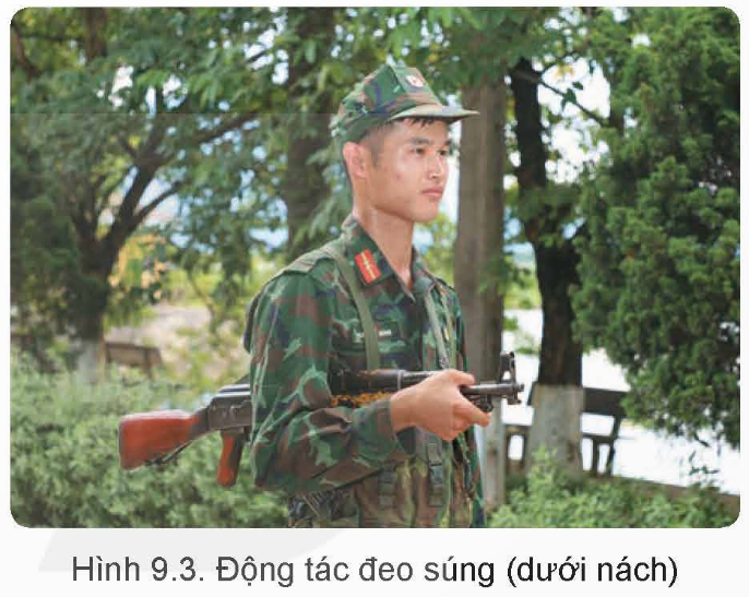 BÀI 9. CHẠY VŨ TRANG