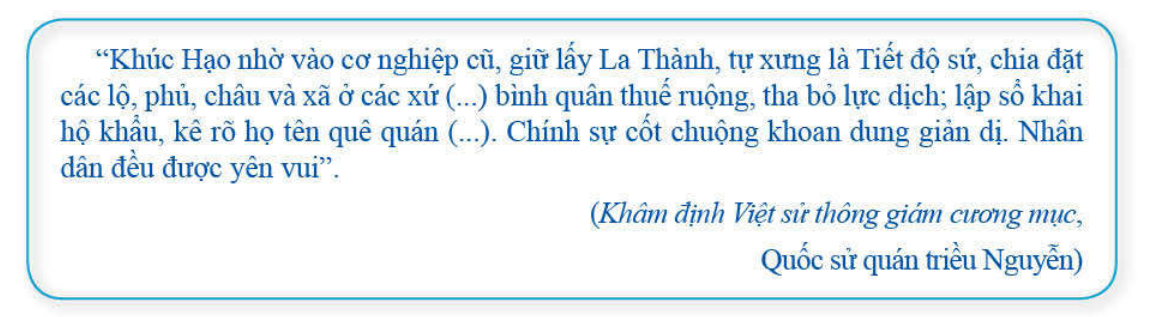 PHẦN 1: SOẠN GIÁO ÁN WORD LỊCH SỬ 6 CÁNH DIỀUNgày soạn:…/…/…Ngày dạy:…/…/…BÀI 17: BƯỚC NGOẶT LỊCH SỬ ĐẦU THẾ KỈ X(2 tiết)I. MỤC TIÊU1. Về kiến thứcThông qua bài học, HS nắm được:Trình bày được những nét chính về các cuộc vận động giành quyền tự chủ của nhân dân Việt Nam dưới sự lãnh đạo của họ Khúc và họ Dương.Mô tả được những nét chính trận chiến Bạch Đằng năm 938 và những điểm độc đáo trong tổ chức đánh giặc của Ngô Quyền.Nêu được ý nghĩa lịch sử của chiến thắng Bạch Đằng năm 938. 2. Năng lực- Năng lực chung: Giải quyết được các nhiệm vụ học tập một cách độc lập, theo nhóm và thể hiện được sự sáng tạo.Góp phần phát triển năng lực giao tiếp và hợp tác qua hoạt động nhóm và trao đổi công việc với GV. - Năng lực riêng: Sưu tầm và và tìm hiểu kiến thức, nguồn tư liệu các nhân vật lịch sử: Khúc Thừa Dụ, Khúc Hạo, Dương Đình Nghệ, Ngô Quyền. Lập được và giải thích biểu đồ, sơ đồ về các cuộc khởi nghĩa, kháng chiến giành và bảo vệ nền độc lập, tự chủ đầu thế kỉ X. 3. Phẩm chấtCảm phục, tự hào và noi gương lòng yêu nước của các thế hệ trước.Có ý thức trách nhiệm trong việc giữ gìn bảo vệ độc lập dân tộc và toàn vẹn lãnh thổ. II. THIẾT BỊ DẠY HỌC VÀ HỌC LIỆU1. Đối với giáo viênGiáo án, SGV, SGK Lịch sử và Địa lí 6. Lược đồ, các tranh, ảnh liên quan đến bài học.Máy tính, máy chiếu (nếu có).2. Đối với học sinhSGK Lịch sử và Địa lí 6.Tranh ảnh, tư liệu sưu tầm liên quan đến bài học (nếu có) và dụng cụ học tập theo yêu cầu của GV.III. TIẾN TRÌNH DẠY HỌCA. HOẠT ĐỘNG KHỞI ĐỘNGa. Mục tiêu: Tạo tâm thế hứng thú cho học sinh và từng bước làm quen bài học.b. Nội dung: GV trình bày vấn đề.c. Sản phẩm học tập: HS lắng nghe và tiếp thu kiến thức.d. Tổ chức thực hiện: - GV cho HS quan sát hình ảnh và yêu cầu HS trả lời câu hỏi: Mùa xuân năm 40 từng vang lên lời thề bất hủ của Hai Bà Trưng: “Một xin rửa sạch nước thù/Hai xin đem lại nghiệp xưa họ Hùng”. Nhưng trong khoảng gần 900 năm, từ Hai Bà Trưng, Bà Triệu đến Lý Bí, Mai Thúc Loan,... đều chưa thực hiện được trọn vẹn lời thề. Nhìn vào bức tranh, em có biết cuối cùng ai là người đã hoàn thành trọn vẹn được ước nguyện độc lập thiêng liêng ấy và chiến thắng đó mang tên gì không?- HS tiếp nhận nhiệm vụ, trả lời câu hỏi (HS có thể trả lời được hoặc không trả lời được): Ngô Quyền với trận chiến Bạch Đằng đã hoàn thành được trọn vẹn ước nguyện độc lập thiêng của Hai Bà Trưng, Bà Triệu đến Lý Bí, Mai Thúc Loan và của toàn dân tộc.- GV đặt vấn đề: Những cuộc khởi nghĩa từ Hai Bà Trưng đến Phùng Hưng lần lượt nổ ra và thất bại nhưng khát khao giành độc lập của nhân dân ta vẫn rực cháy suốt ngàn năm Bắc thuộc. Đầu thế kỉ X, một bước ngoặt lịch sử quan trọng đã xảy ra, biến khát khao thiêng liêng đó của dân tộc trở thành hiện thực. Để tìm hiểu rõ hơn về bước ngoặt lịch sử quan trọng này, chúng ta sẽ cùng tìm hiểu trong bài học ngày hôm nay - Bài 17: Bước ngoặt lịch sử đầu thế kỉ X. B. HOẠT ĐỘNG HÌNH THÀNH KIẾN THỨCHoạt động 1: Họ Khúc giành quyền tự chủa. Mục tiêu: Thông qua hoạt động, HS trình bày được những nét chính về cuộc vận động giành chính quyền tự chủ của nhân dân Việt Nam dưới sự lãnh đạo của họ Khúc. b. Nội dung: GV trình bày vấn đề; HS lắng nghe, đọc SGK, thảo luận và trả lời câu hỏi.c. Sản phẩm học tập: HS làm việc cá nhân, theo cặp và trả lời câu hỏi. d. Tổ chức hoạt động:HOẠT ĐỘNG CỦA GIÁO VIÊN - HỌC SINHDỰ KIẾN SẢN PHẨMBước 1: GV chuyển giao nhiệm vụ học tập- GV giới thiệu kiến thức: Khúc Thừa Dụ là một hào trưởng lớn ở vùng đất Hồng Châu (nay là làng Cúc Bồ, xã Kiến Quốc, huyện Ninh Giang, tỉnh Hải Dương). Tương truyền, ông có tính khoan hoà, thương người, được dân chúng nể phục.- GV yêu cầu HS đọc phần Khúc Thừa Dụ gây dựng nền tự chủ mục 1 và trả lời câu hỏi: Khúc Thừa Dụ đã giành quyền tự chủ như thế nào? - GV yêu cầu HS thảo luận theo cặp và trả lời câu hỏi: Việc nhà Đường công nhận chức Tiết độ sứ cho Khúc Thừa Dụ thể hiện điều gì?   - GV giới thiệu kiến thức: Năm 907, Khúc Thừa Dụ qua đời, con trai là Khúc Hạo lên thay. Trong 10 năm (907-917), chính quyến Khúc Hạo đã tiến hành nhiều cải cách tiến bộ.- GV yêu cầu HS đọc phần Khúc Hạo củng cố nền tự chủ mục 1 và trả lời câu hỏi: Nêu nội dung và ý nghĩa cải cách của Khúc Hạo. Bước 2: HS thực hiện nhiệm vụ học tập- GV hướng dẫn, HS đọc SGK, thảo luận và thực hiện yêu cầu. - GV theo dõi, hỗ trợ HS nếu cần thiết. Bước 3: Báo cáo kết quả hoạt động và thảo luận- GV gọi HS trả lời câu hỏi. - GV gọi HS khác nhận xét, bổ sung.Bước 4: Đánh giá kết quả, thực hiện nhiệm vụ học tậpGV đánh giá, nhận xét, chuẩn kiến thức, chuyển sang nội dung mới.1. Họ Khúc giành quyền tự chủKhúc Thừa Dụ gây dựng nền tự chủ- Khúc Thừa Dụ đã giành quyền tự chủ: + Từ cuối thế kỉ IX, nhà Đường ngày càng suy yếu. Giữa năm 905, nhân cơ hội Tiết độ sứ Độc Cô Tôn bị giáng chức, Khúc Thừa Dụ đã tập hợp nhân dân chiếm thành Đại La (Hà Nội), tự xưng Tiết độ sứ.+ Đầu năm 906, hoàng để nhà Đường buộc phải công nhận, phong Khúc Thừa Dụ làm Tiết độ sử An Nam.- Việc nhà Đường công nhận chức Tiết độ sứ cho Khúc Thừa Dụ thể hiện:+ Nhà Đường ngày càng suy yếu.+ Khúc Thừa Dụ thực hiện một cuộc cướp chính quyền một cách khéo léo, đẩy nhà Đường vào thế đã rồi - buộc phải công nhận chính quyền tự chủ của người Việt.Khúc Hạo củng cố nền tự chủ- Nội dung cải cách của Khúc Hạo: + Khúc Hạo nhờ vào cơ nghiệp cũ, giữ lấy La Thành, tự xưng là Tiết độ sứ, chia đặt các lộ, phu, châu và xã ơ các xứ.+ Bình quân thuế ruộng, tha bỏ lực dịch; lập sổ khai hộ khẩu, kê rõ họ tên quê quán.+ Chính sự khoan dung, giản dị. - Ý nghĩa cải cách của Khúc Hạo: xây dựng chính quyền tự chủ, độc lập với phong kiến phương Bắc cho người Việt, chính quyền của riêng người Việt - do người Việt nắm giữ.Hoạt động 2: Dương Đình Nghệ khôi phục nền tự chủa. Mục tiêu: Thông qua hoạt động, HS trình bày được những nét chính về cuộc vận động giành chính quyền tự chủ của nhân dân Việt Nam dưới sự lãnh đạo của họ Dương. b. Nội dung: GV trình bày vấn đề; HS lắng nghe, đọc SGK, thảo luận và trả lời câu hỏi.c. Sản phẩm học tập: HS làm việc cá nhân, theo cặp và trả lời câu hỏi. d. Tổ chức hoạt động:------------------- Còn tiếp -------------------PHẦN 2: BÀI GIẢNG POWERPOINT LỊCH SỬ 6 CÁNH DIỀUCHÀO MỪNG CÁC EM ĐẾN VỚI BÀI HỌC NGÀY HÔM NAY!KHỞI ĐỘNGNhìn vào bức tranh dưới đây, em có biết cuối cùng ai là người đã hoàn thành trọn vẹn được ước nguyện độc lập thiêng liêng cho dân tộc ra không?Ngô Quyền và trận chiến trên sông Bạch ĐằngNhững cuộc khởi nghĩa từ Hai Bà Trưng đến Phùng Hưng lần lượt nổ ra và thất bại. Đầu thế kỉ X, một bước ngoặt lịch sử quan trọng đã xảy ra, biến khát khao thiêng liêng của dân tộc trở thành hiện thực.BÀI 17: BƯỚC NGOẶT LỊCH SỬ ĐẦU THẾ KỈ X NỘI DUNG BÀI HỌCHọ Khúc giành quyền tự chủDương Đình Nghệ khôi phục nền tự chủNgô Quyền và chiến thắng Bạch Đằng (năm 938)1. HỌ KHÚC GIÀNH QUYỀN TỰ CHỦKhúc Thừa Dụ gây dựng nền tự chủKhúc Thừa Dụ là một hào trưởng lớn ở vùng đất Hồng Châu (nay là làng Cúc Bồ, xã Kiến Quốc, huyện Ninh Giang, tỉnh Hải Dương). Tương truyền, ông có tính khoan hoà, thương người, được dân chúng nể phục. Khúc Thừa DụKhúc Thừa Dụ đã giành quyền tự chủ như thế nào?Giữa năm 905, nhân cơ hội Tiết độ sứ Độc Cô Tôn bị giáng chức, Khúc Thừa Dụ tập hợp nhân dân chiếm thành Đại La (Hà Nội), tự xưng Tiết độ sứĐầu năm 906, hoàng đế nhà Đường buộc phải công nhận, phong Khúc Thừa Dụ làm Tiết độ sử An NamThảo luận và trả lời câu hỏiViệc nhà Đường công nhận chức Tiết độ sứ cho Khúc Thừa Dụ thể hiện điều gì?> Nhà Đường suy yếu.> Thực hiện một cuộc cướp chính quyền một cách khéo léo, đẩy nhà Đường vào thế đã rồi - buộc phải công nhận chính quyền tự chủ của người Việt.Khúc Hạo củng cố nền tự chủNăm 907, Khúc Thừa Dụ qua đời, con trai là Khúc Hạo lên thay. Trong 10 năm (907-917), chính quyến Khúc Hạo đã tiến hành nhiều cải cách tiến bộ.Em hãy nêu nội dung và ý nghĩa của cải cách Khúc HạoNội dung cải cách của Khúc HạoKhúc Hạo nhờ vào cơ nghiệp cũ, giữ lấy La Thành, tự xưng là Tiết độ sứ, chia đặt các lộ, phu, châu và xã ơ các xứ.Bình quân thuế ruộng, tha bỏ lực dịch; lập sổ khai hộ khẩu, kê rõ họ tên quê quán.Chính sự khoan dung, giản dị. Ý nghĩa cải cách của Khúc Hạo Xây dựng chính quyền tự chủ, độc lập với phong kiến phương Bắc cho người Việt, chính quyền của riêng người Việt - do người Việt nắm giữ.2. DƯƠNG ĐÌNH NGHỆ KHÔI PHỤC NỀN TỰ CHỦ------------------- Còn tiếp -------------------PHẦN 3: TÀI LIỆU ĐƯỢC TẶNG KÈM